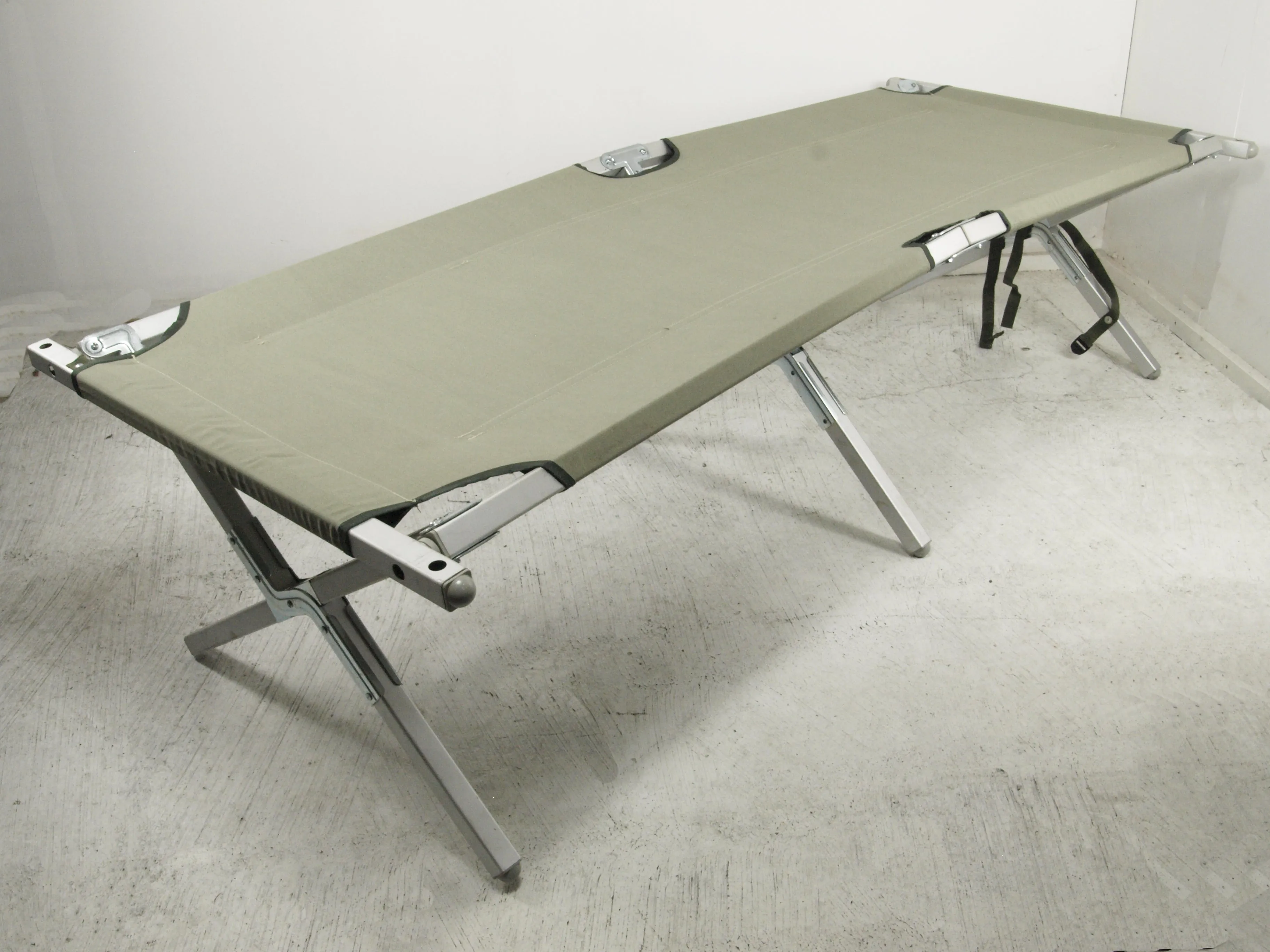 US / British army cot beds - genuine military surplus camp bed